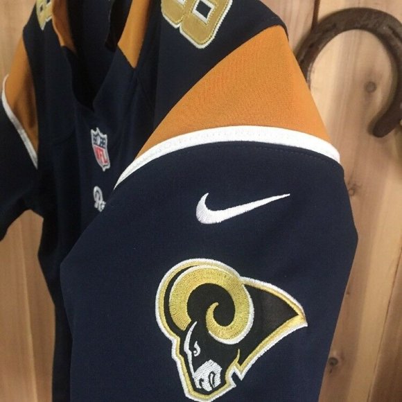 NFL Rams Football Jersey Sam Bradford 8 on field - Picture 8 of 8